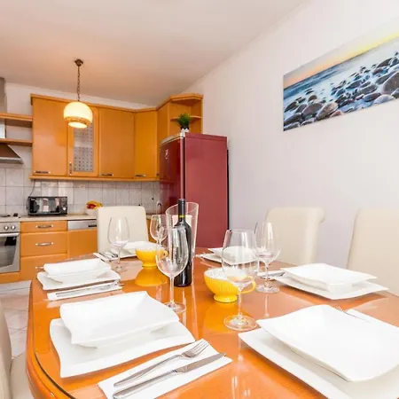 Pavla With Pool 아파트 자다르