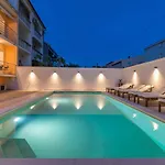Pavla With Pool Apartment Zadar