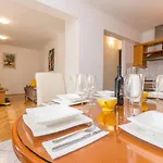 Pavla With Pool Apartment Zadar