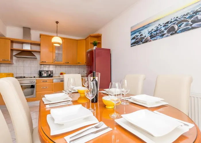 Pavla With Pool Διαμέρισμα Ζαντάρ